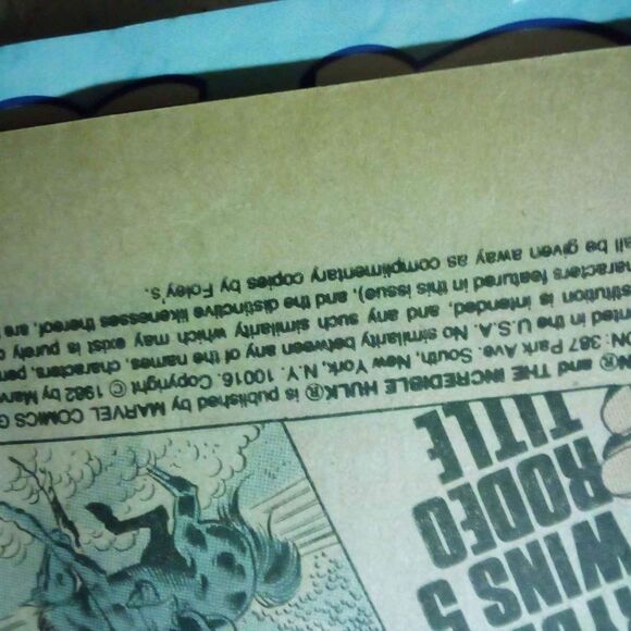 Vintage Mad Magazines & Comics Bundle - Nostalgic Collectibles! - Picture 9 of 10